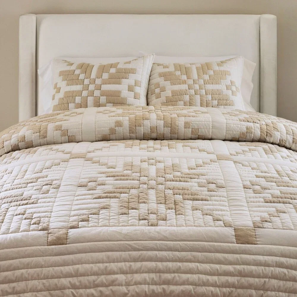 Pottery Barn Shimmer Snowflake Quilt White Flax Tan King California King NEW